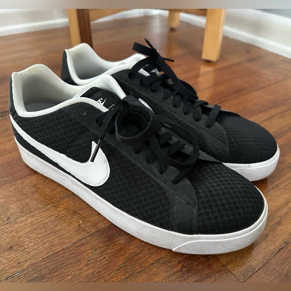 Nike Court Royale LW - Men’s 11